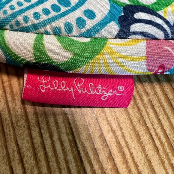 Lilly Pulitzer Ipad Mini Kindle Tablet Sleeve Soft Zip Close Shell Beach Bright - Picture 7 of 8